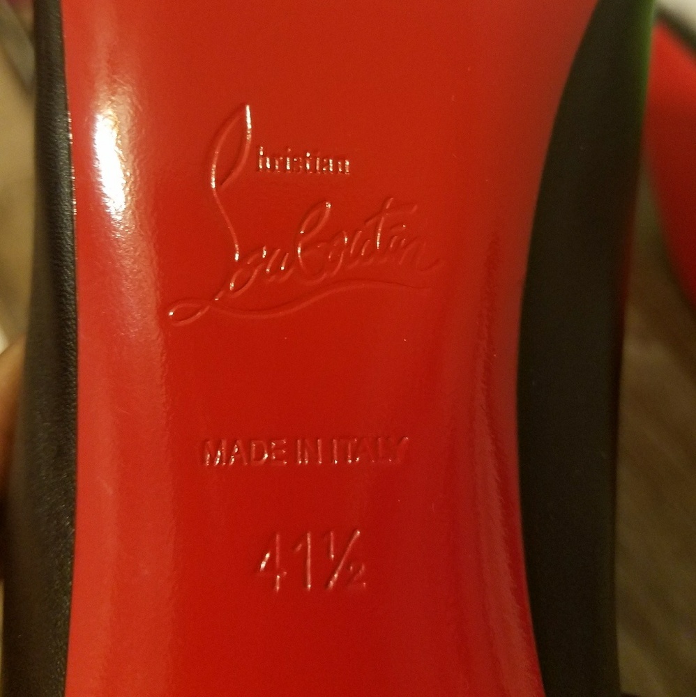 Authentic Christian Louboutin So Kate Kid 41.5